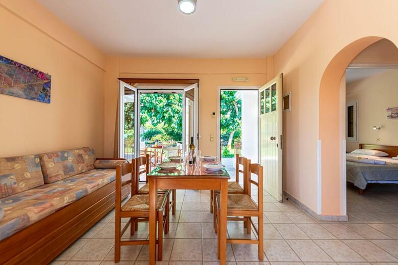 Anesis Residence