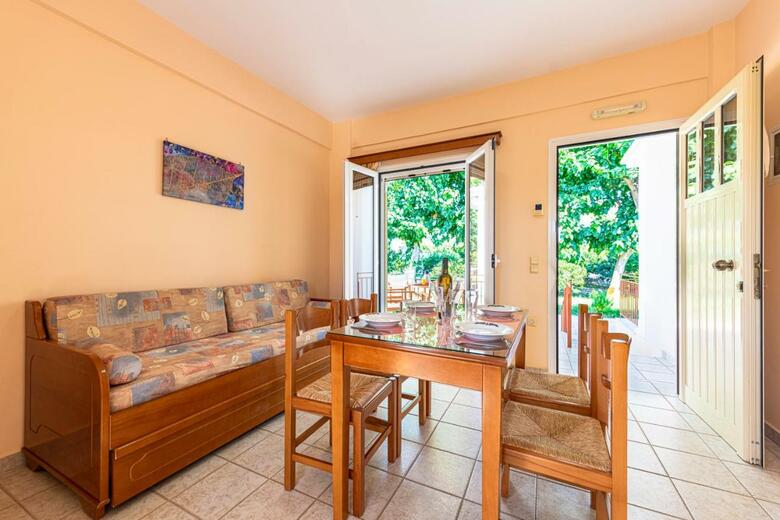 Anesis Residence