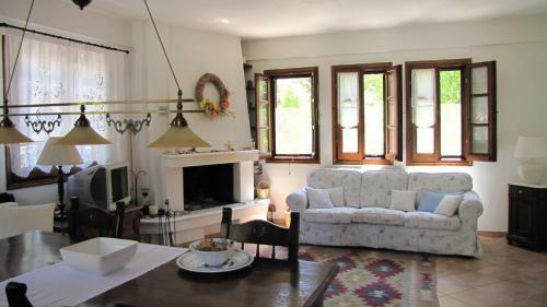 El Villa Pelion