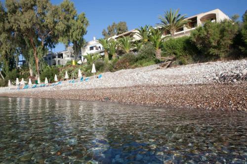 Aparthotel Grekis Beach Hotel And Apartments