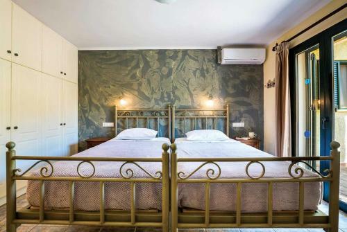 Villa Dionysus