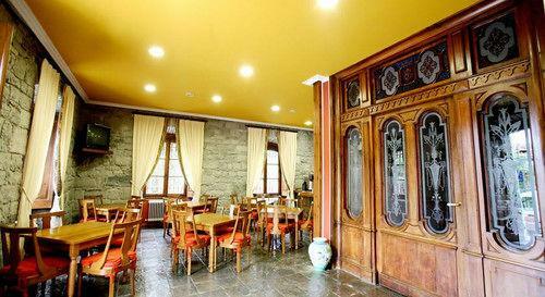 Hotel Puente Romano