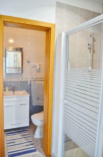 Hostal Bjb - Alojamentos