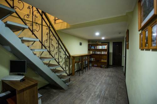 Avino Apart - Hostel