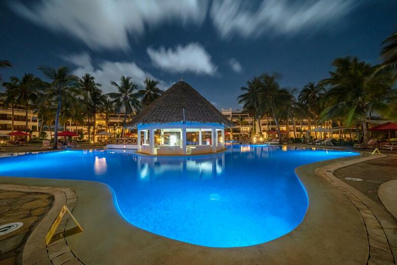 Hotel Prideinn Paradise Beach Resort, Convention Centre And Spa