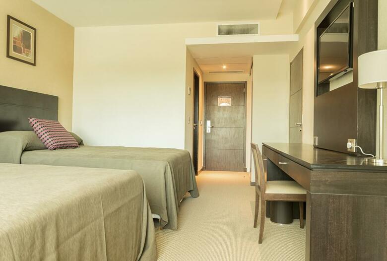 Hotel Howard Johnson Neuquen
