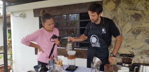 Bed & Breakfast Finca Cafe Bernal
