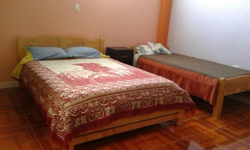 Albergue Hostal Dinos By Hurvinek