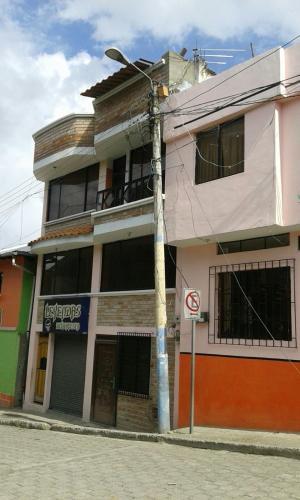 Albergue Hostal Dinos By Hurvinek