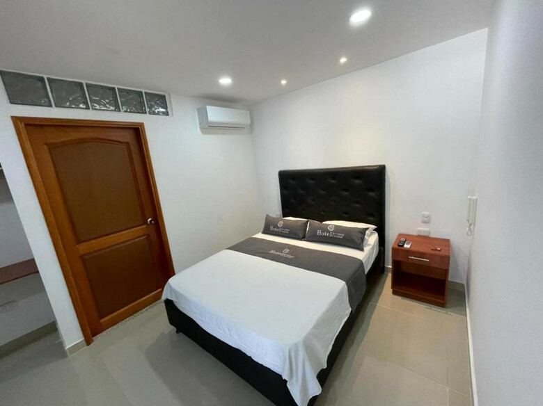 Albergue Hotel Aeromar Central