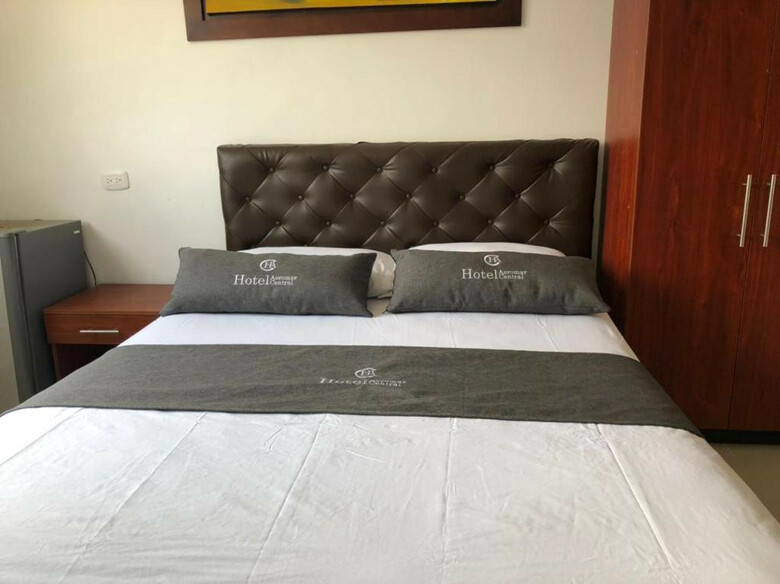 Albergue Hotel Aeromar Central