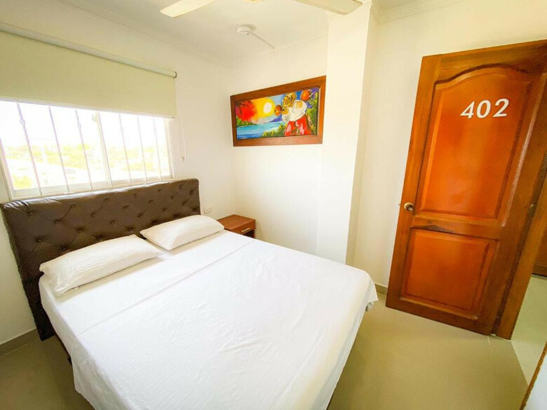 Albergue Hotel Aeromar Central