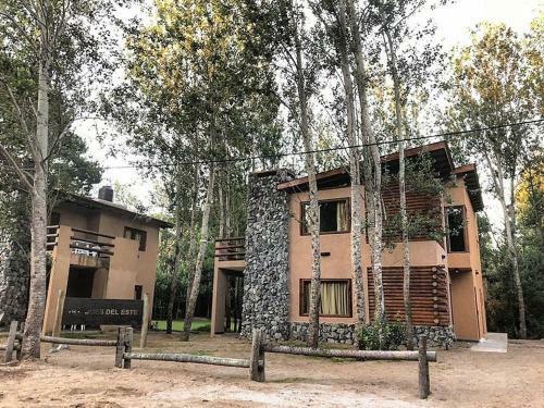 Lodge Bosques Del Este