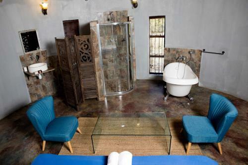 Dzata Private Game Lodge