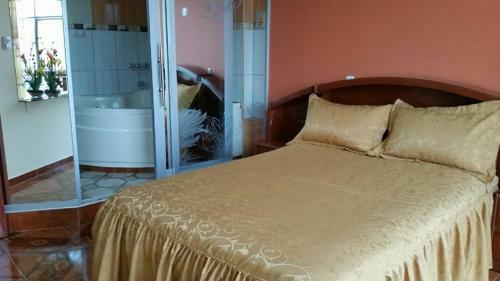 Hotel Hostal Bryan
