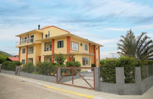 Hostal Pousada Porto Dos Mares