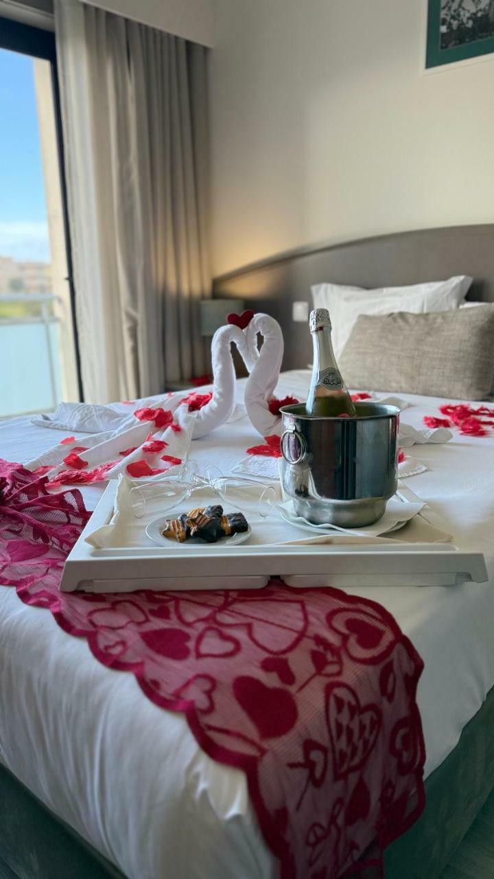 Apulia Praia Hotel