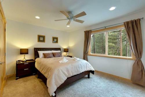 Lodgepole Pine Chalet