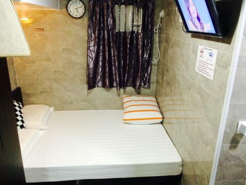 Hostal Modern Hotel