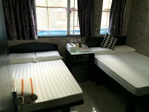 Hostal Modern Hotel