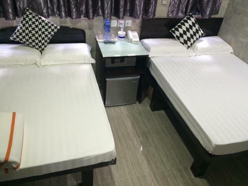 Hostal Modern Hotel