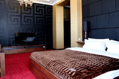 Astor Hotel