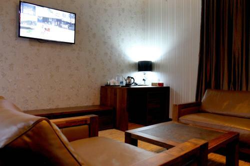 Astor Hotel