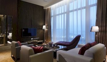 Gloucester Hotel