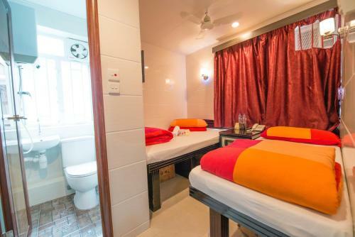 Hostal Canada Hotel