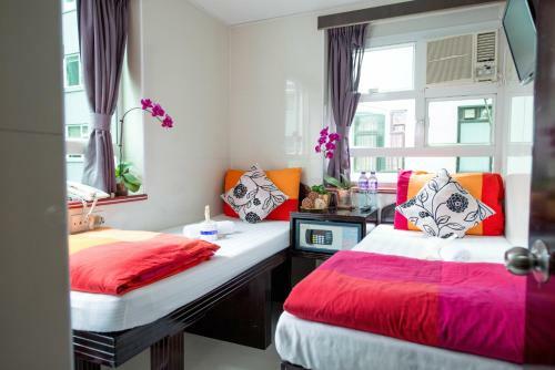 Hostal Canada Hotel