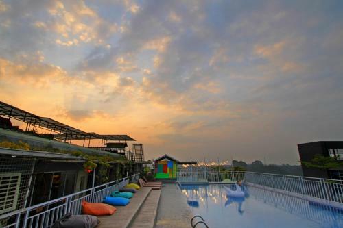 Hotel H Clarity Cihampelas