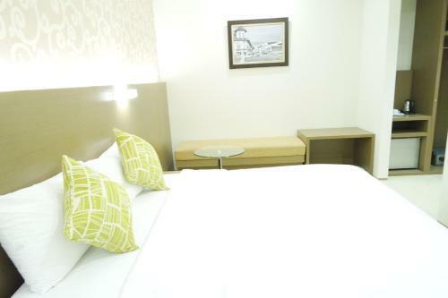 Yokotel Hotel