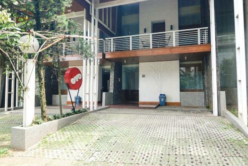 Hostal Oyo 229 Hi Quality