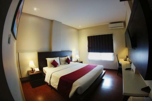 Hostal Sutan Raja Guest House
