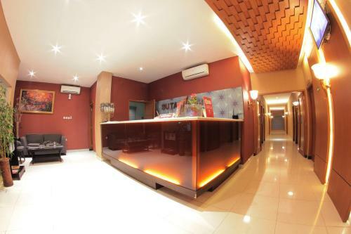 Hostal Sutan Raja Guest House