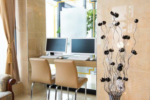 Pung Nam Tourist Hotel