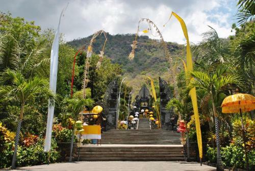 Yuda Menjangan Homestay
