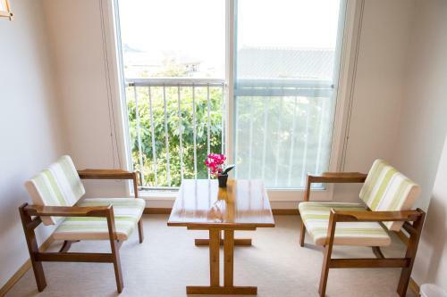 Bed & Breakfast Atami Koro