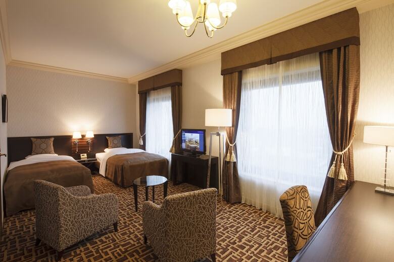 Okura Chiba Hotel