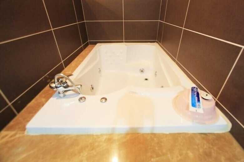 Gunsan W Hotel