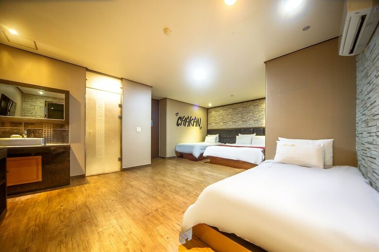 Gunsan W Hotel