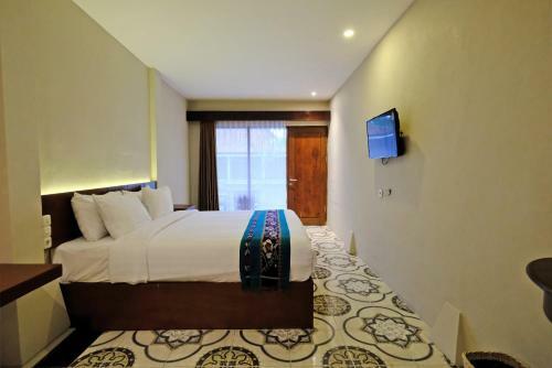 Senthong Asri Hotel And Resto