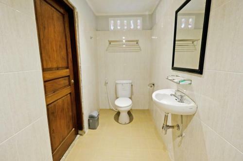 Senthong Asri Hotel And Resto