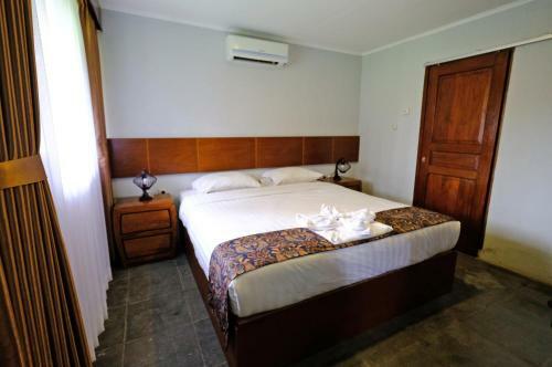 Senthong Asri Hotel And Resto