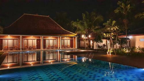 Senthong Asri Hotel And Resto