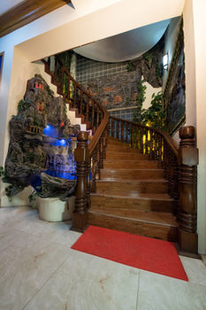 Royal Yadanarbon Hotel