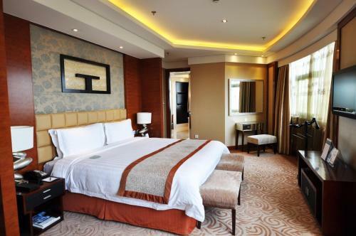 Hotel Howard Johnson Caida Plaza Shanghai