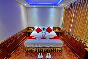 Yadanar Theingi Hotel