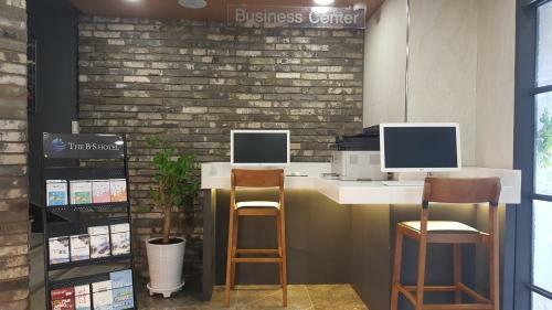 The Bs Hotel Busan Station