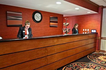 Radisson Hotel Rochester Airp